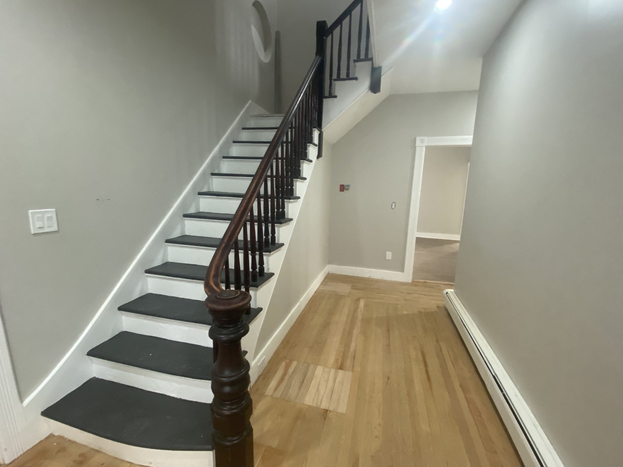 830 Main Street Warren, MA 01083 - Photo 3 of 23 Gallery Image 3