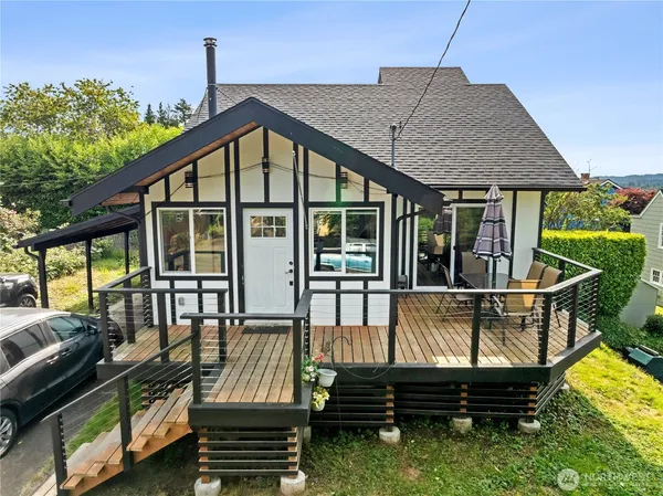 $450,000 | 908 North Jeffries Street, Aberdeen, WA 98520