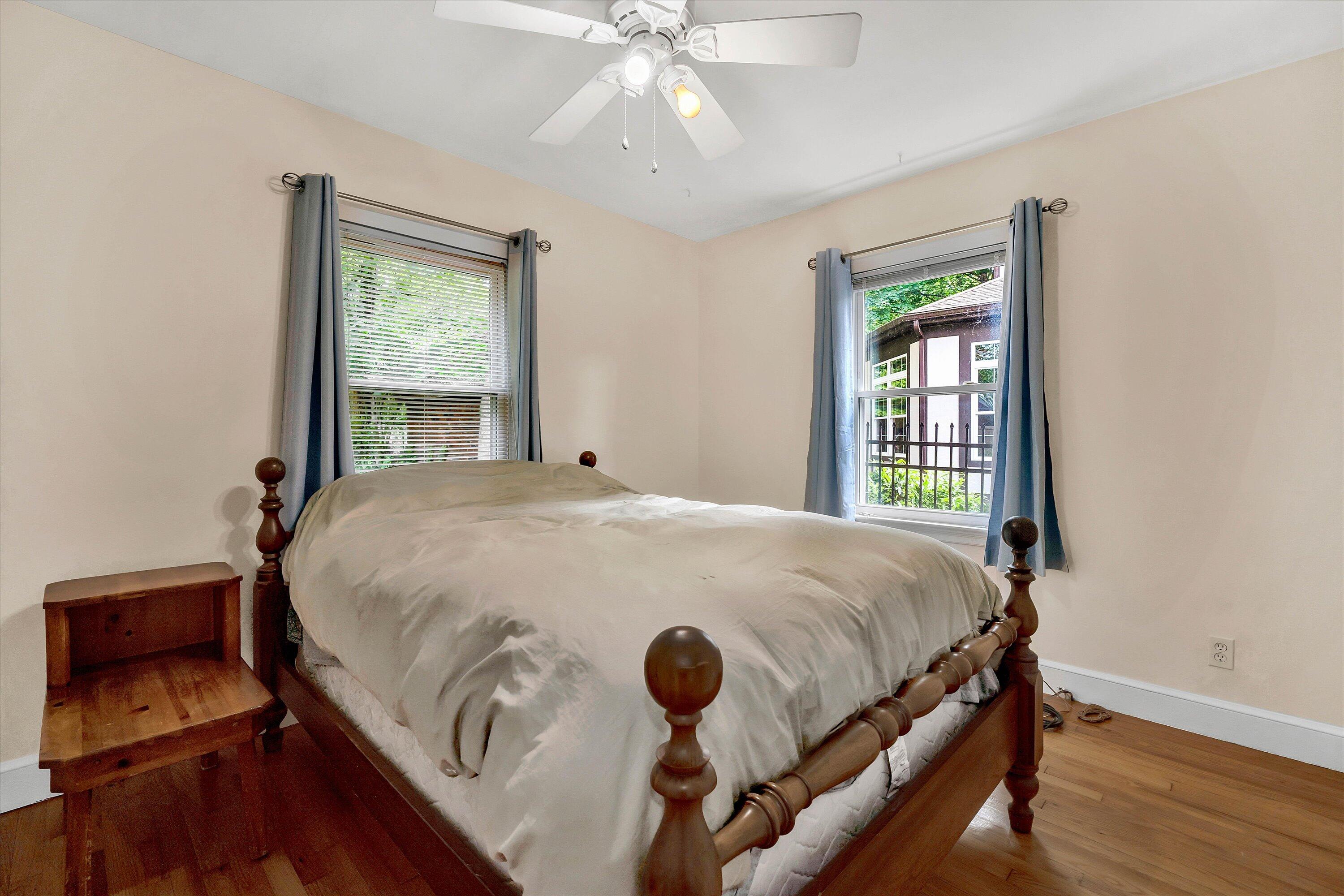 2018 York Road Southwest Roanoke, VA 24015 - Photo 15 of 31 Back Bedroom-1_2018_York