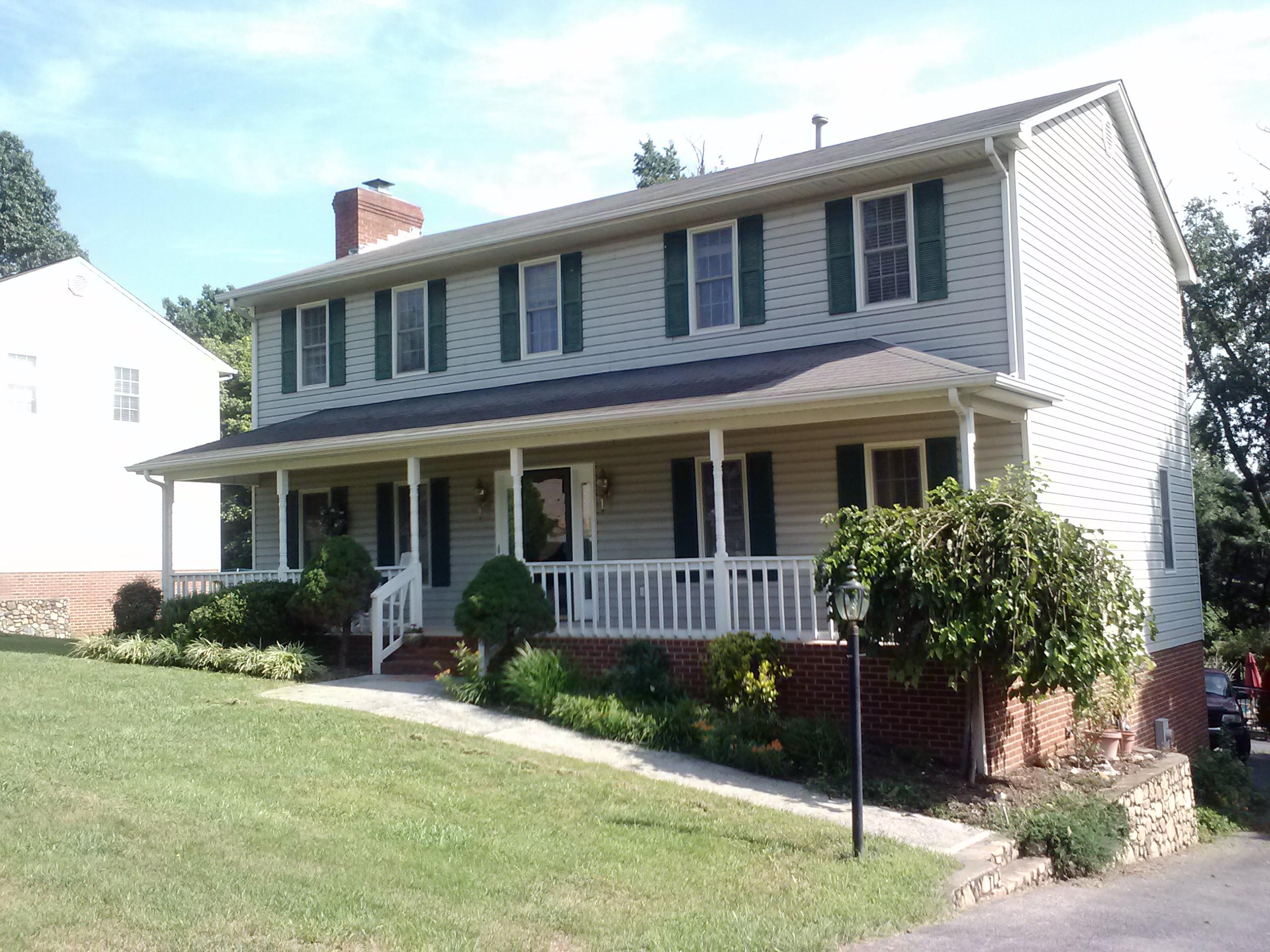 3616 Rte 3004 Roanoke, VA 24012 - Photo 1 of 35 Main