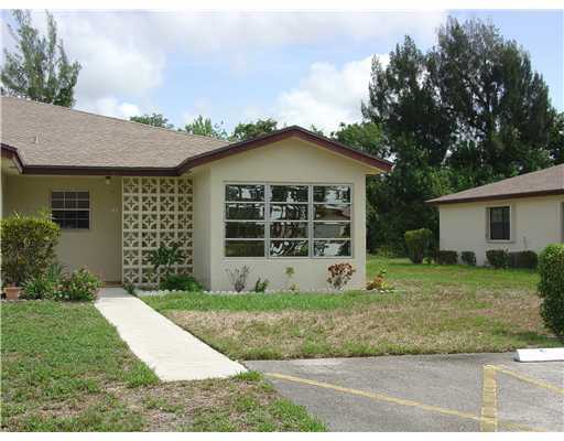 13930 Nesting Way, Unit D Delray Beach, FL 33484 - Photo 1 of 21 Primary Photo
