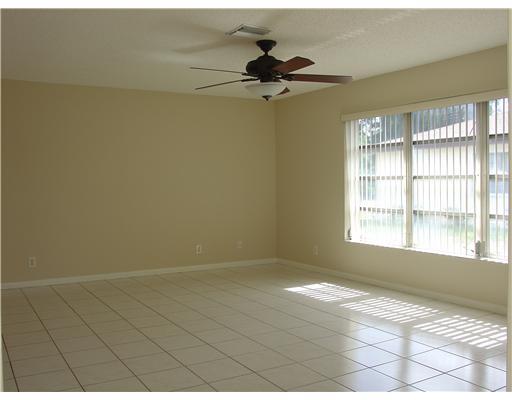 13930 Nesting Way, Unit D Delray Beach, FL 33484 - Photo 2 of 21 Additional Photo