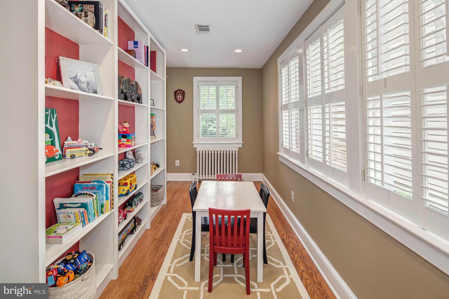 32 West Spring Street Alexandria, VA 22301 - Photo 14 of 30 Interior (General)
