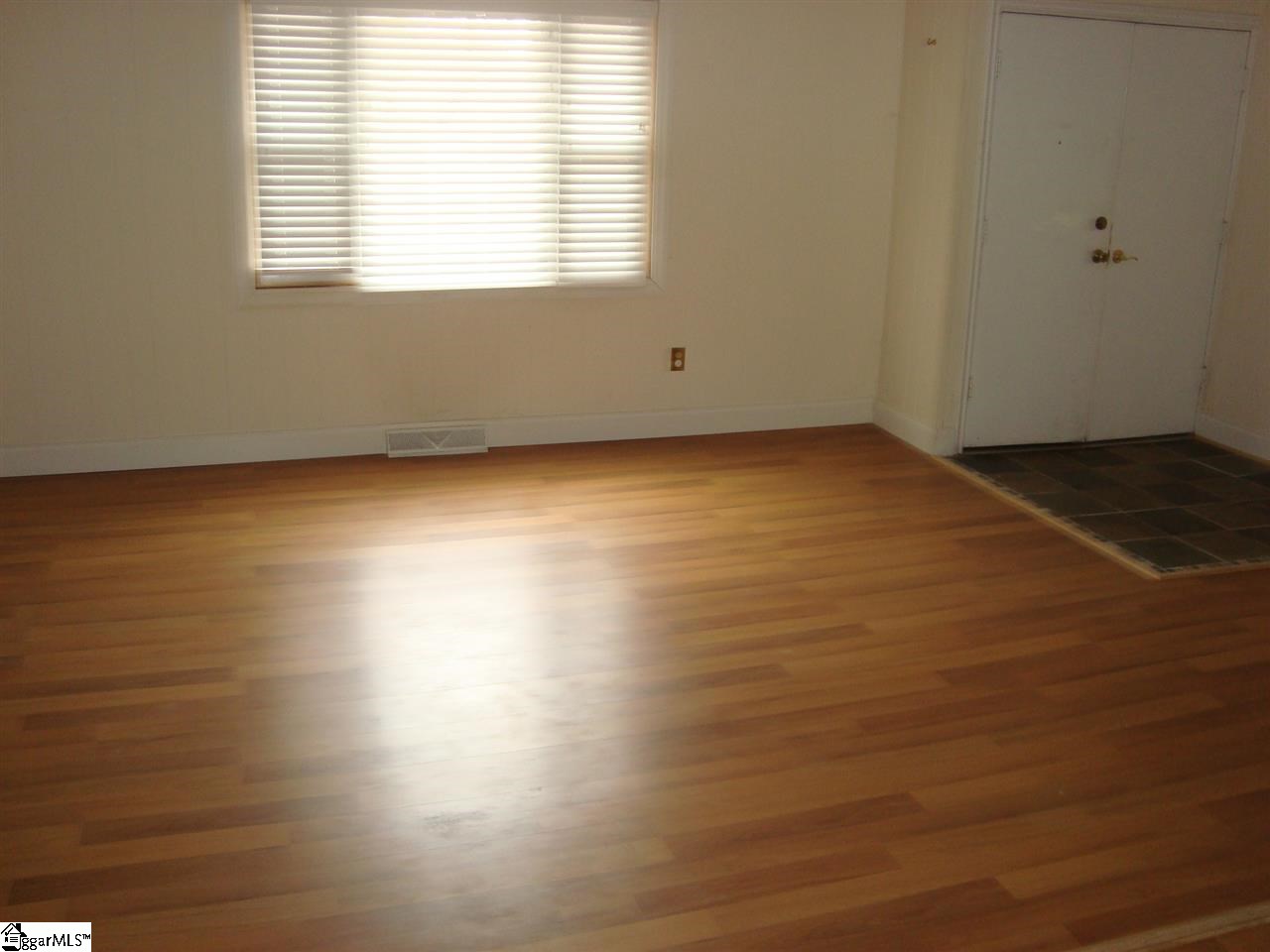 102 Ravensworth Road Taylors, SC 29687 - Photo 13 of 18 Gallery Image 13