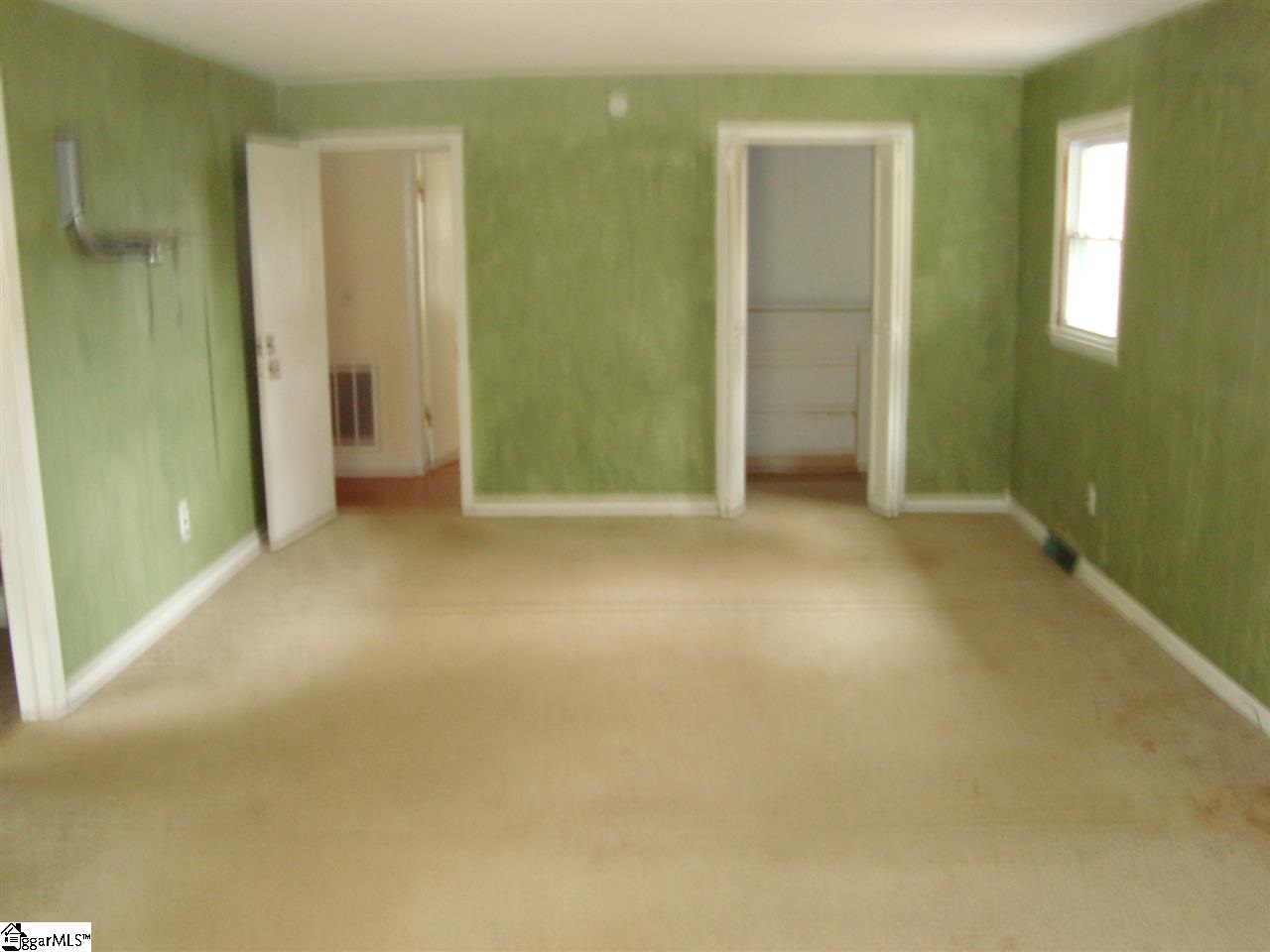 102 Ravensworth Road Taylors, SC 29687 - Photo 14 of 18 Gallery Image 14
