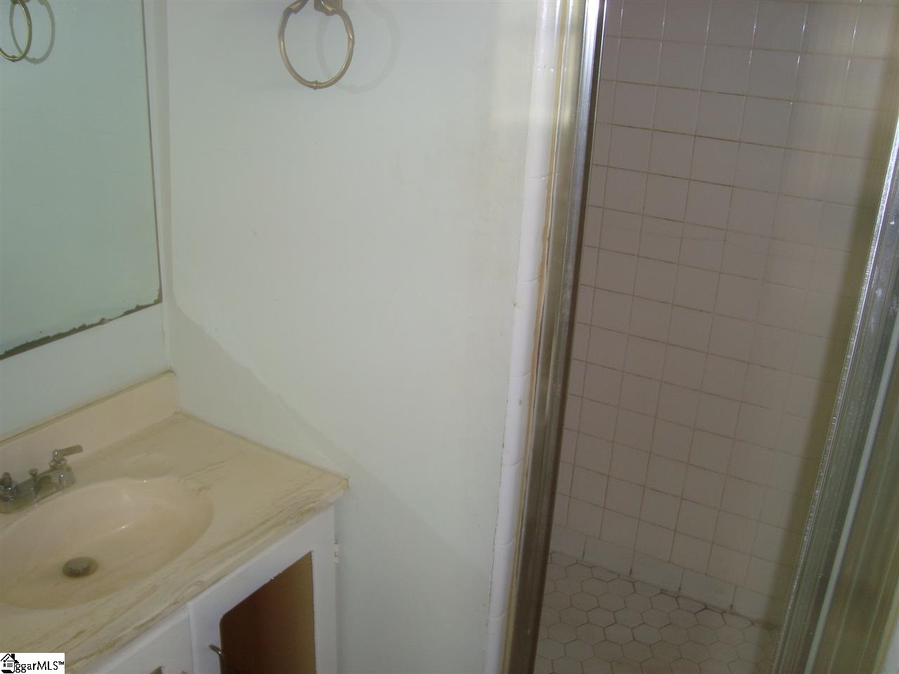 102 Ravensworth Road Taylors, SC 29687 - Photo 15 of 18 Gallery Image 15
