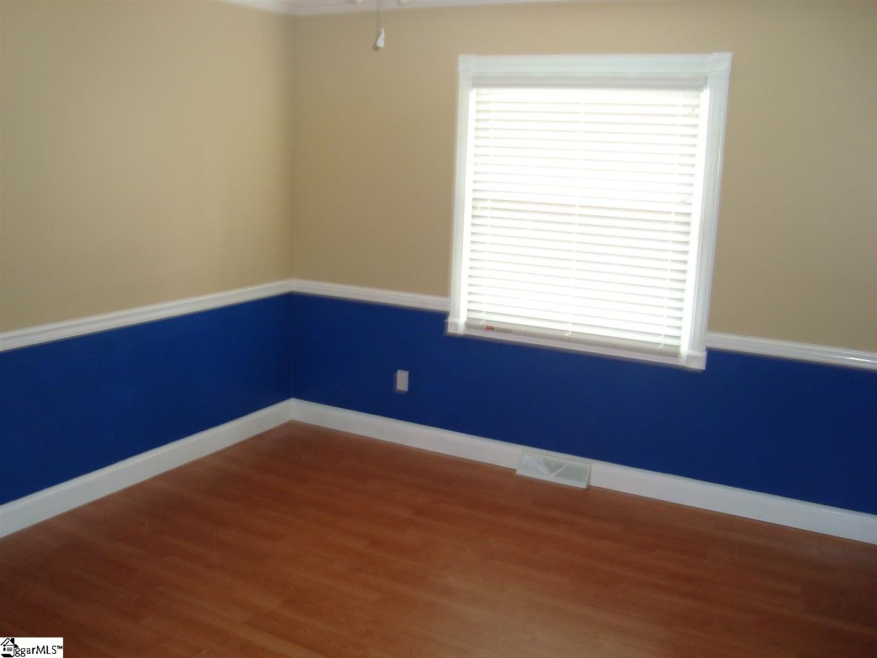 102 Ravensworth Road Taylors, SC 29687 - Photo 5 of 18 Gallery Image 5