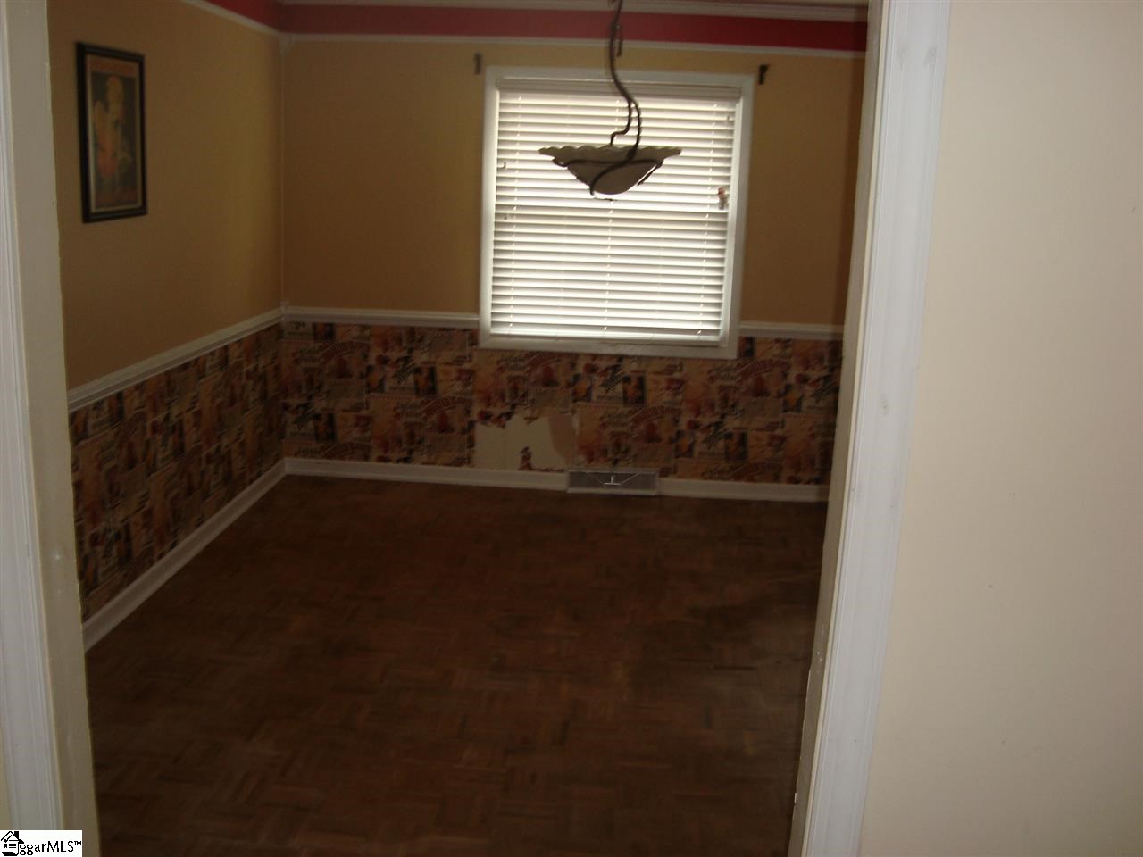 102 Ravensworth Road Taylors, SC 29687 - Photo 6 of 18 Gallery Image 6