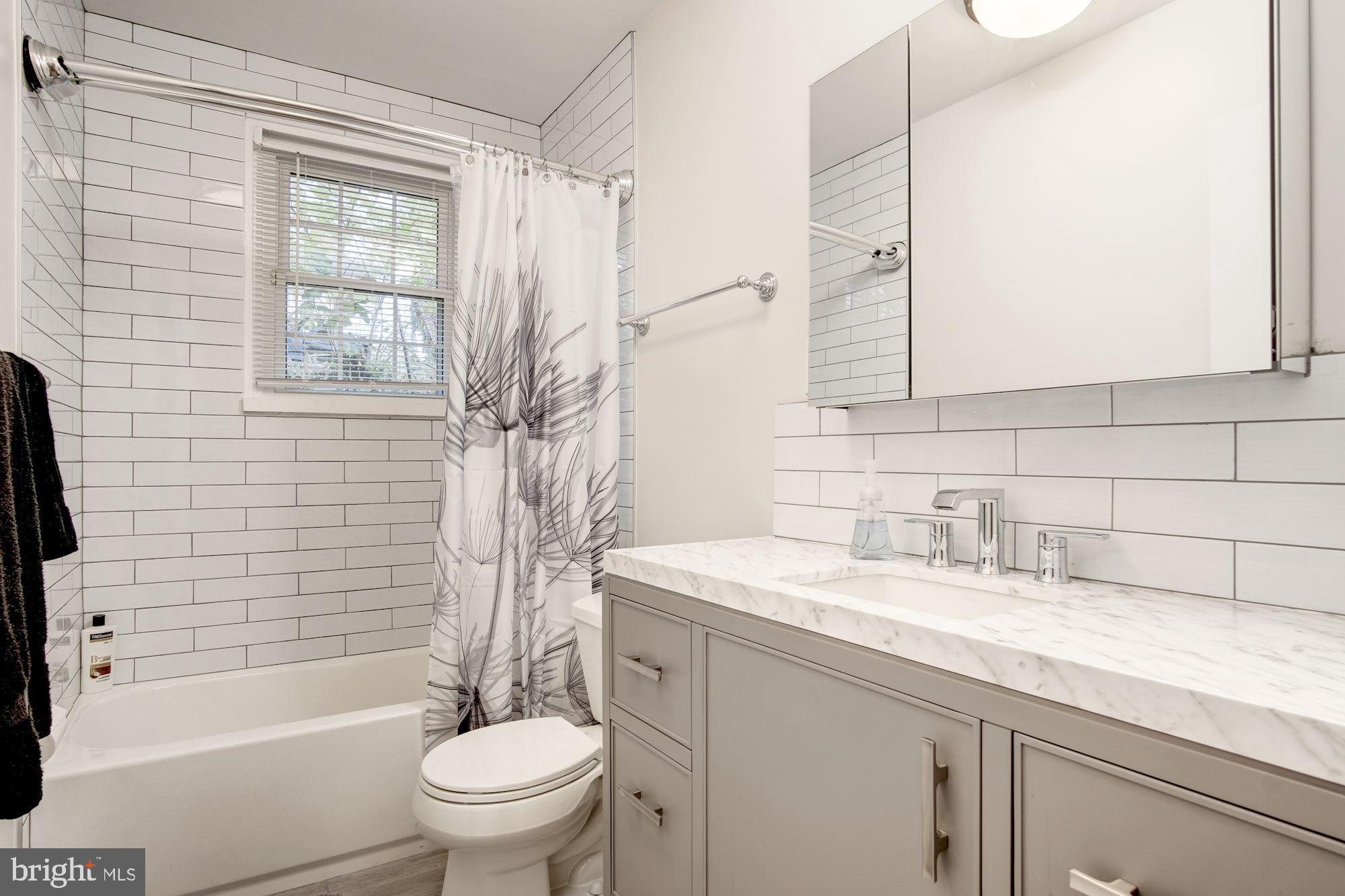 10204 Capitol View Avenue Silver Spring, MD 20910 - Photo 13 of 19 Gallery Image 13