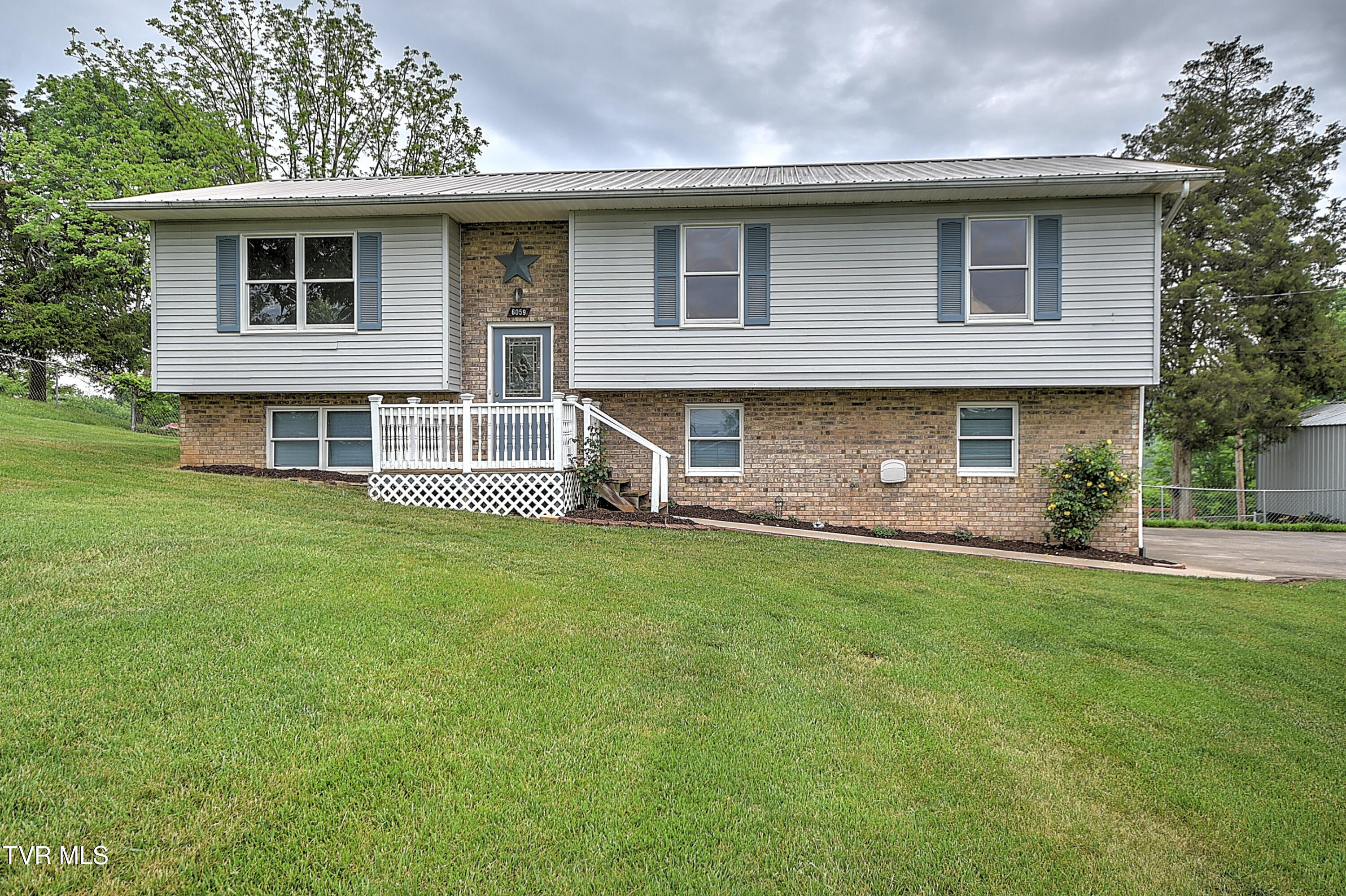 6059 Carters Valley Road Church Hill, TN 37642 - Photo 2 of 36 6059 Carters Way JS-3