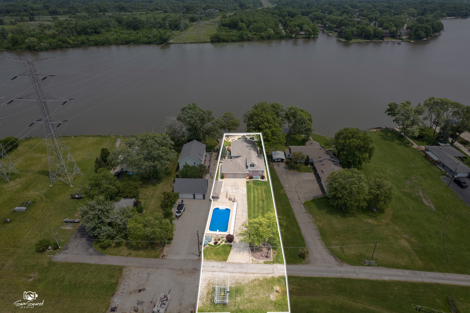 8043 Tamarack Lane Morris, IL 60450 - Photo 5 of 55 an aerial view of house with yard