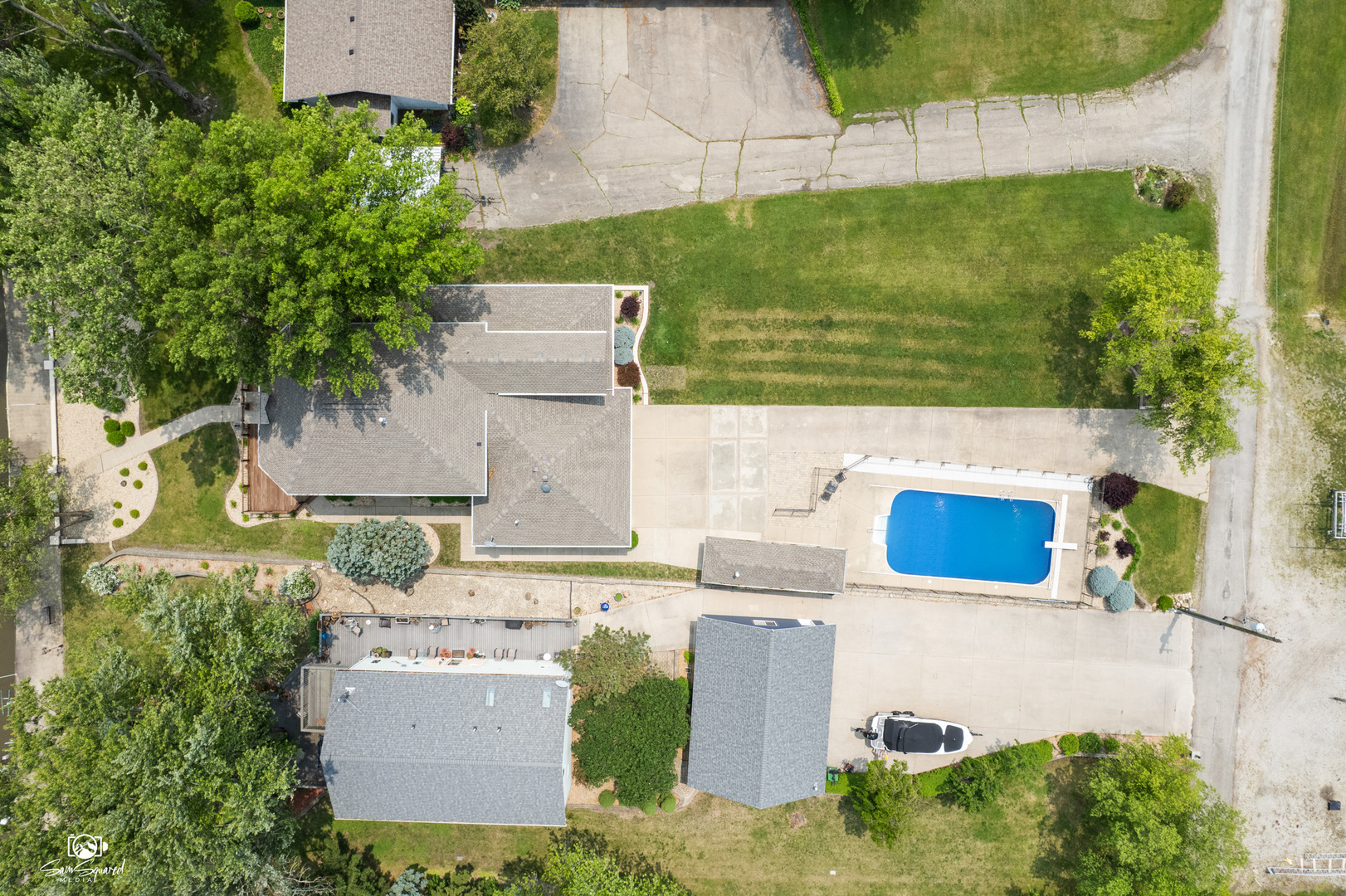 8043 Tamarack Lane Morris, IL 60450 - Photo 52 of 55 an aerial view of a house with a yard