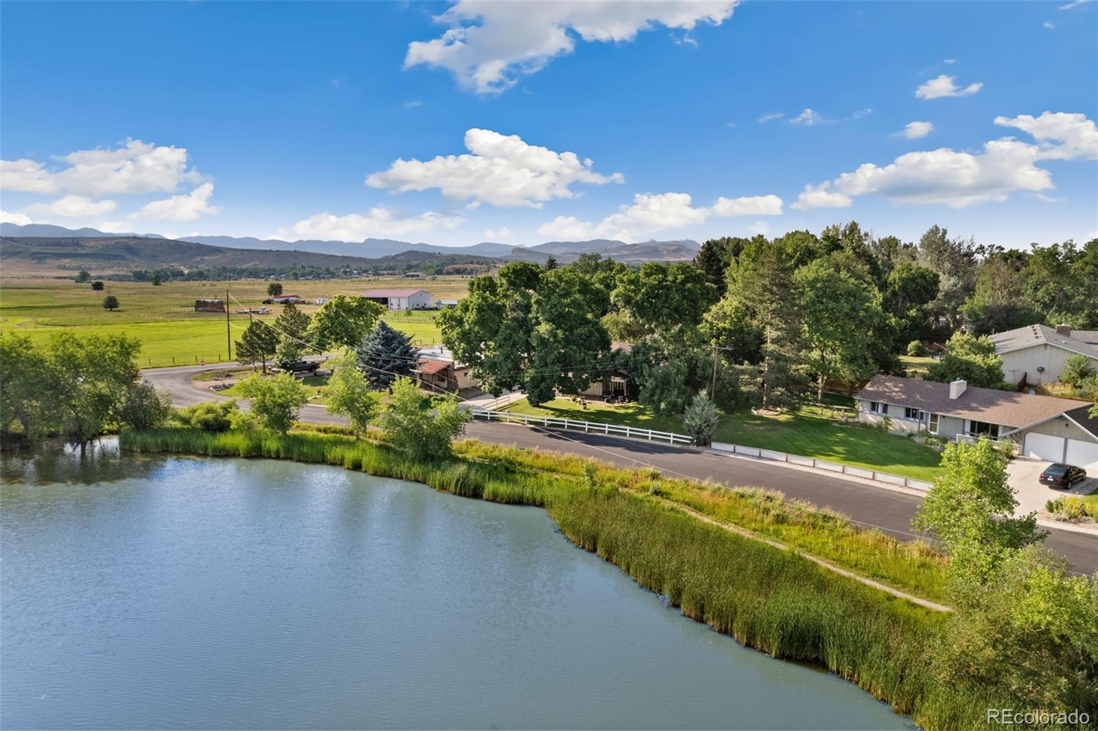 924 Teal Drive Fort Collins, CO 80521 - Photo 5 of 32 a view of a city
