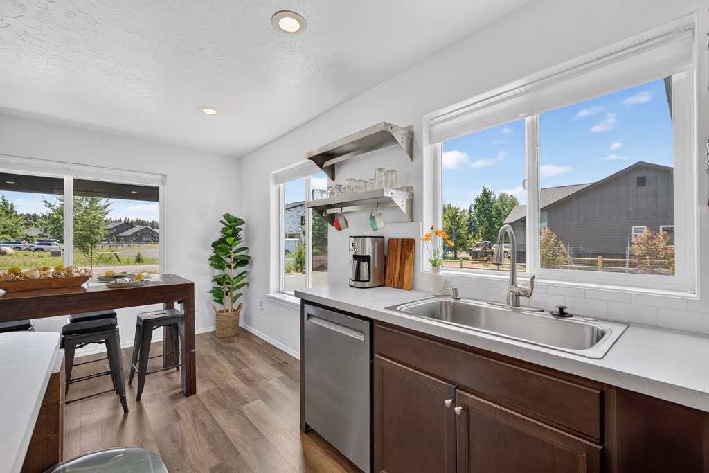 1023 Kaitlyn Loop McCall, ID 83638 - Photo 12 of 38 Light and bright kitchen and dining area