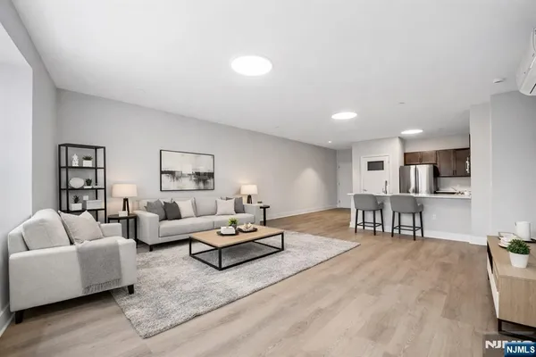 $2,750 | 1 Center Street, Unit 302, Clifton, NJ 07011