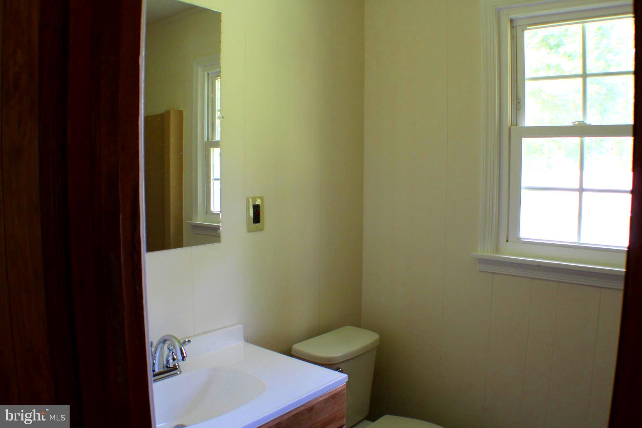 43335 Johnson Road Hollywood, MD 20636 - Photo 10 of 26 Bath