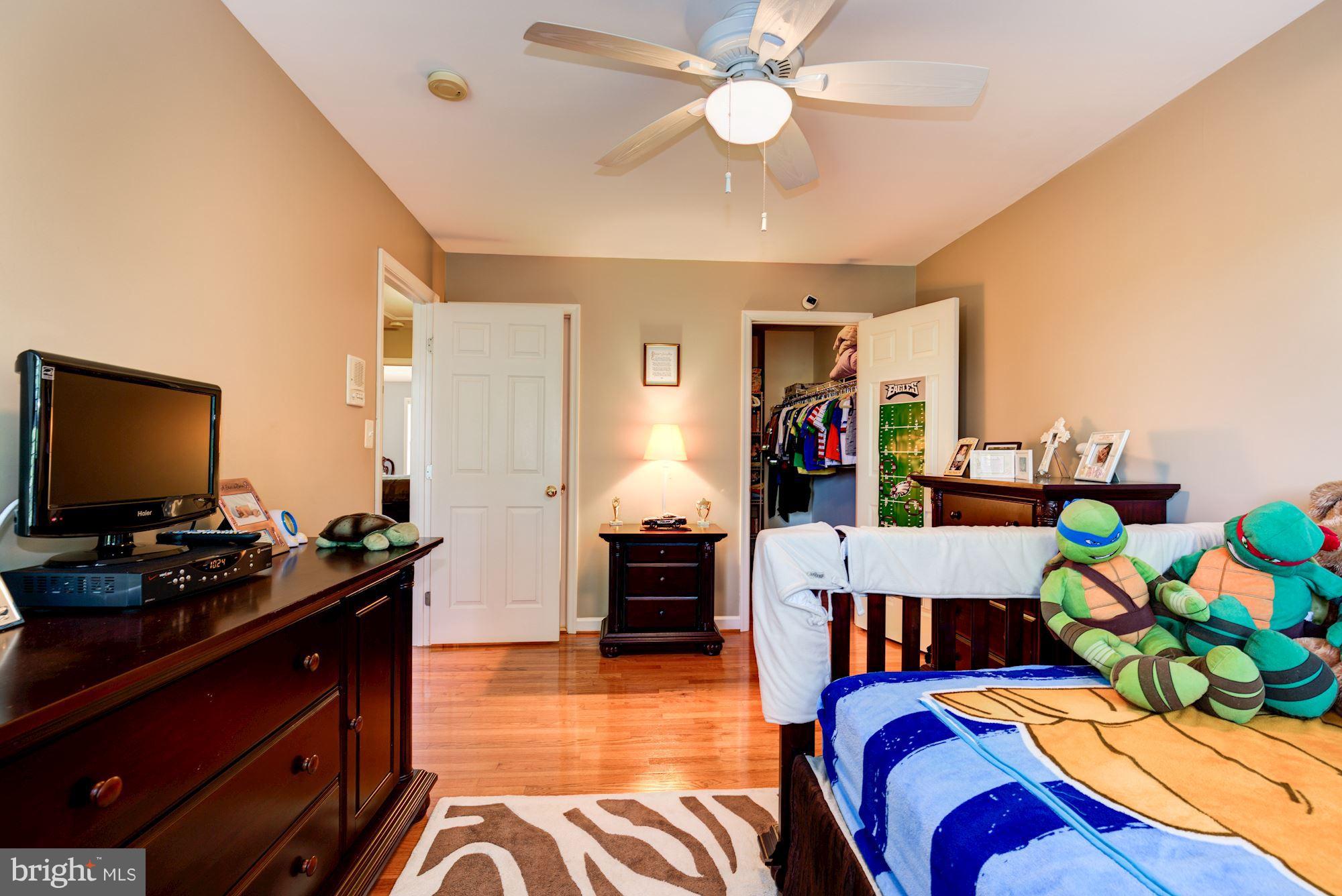11193 Square Sail Court Reston, VA 20191 - Photo 19 of 30 Bedroom 2
