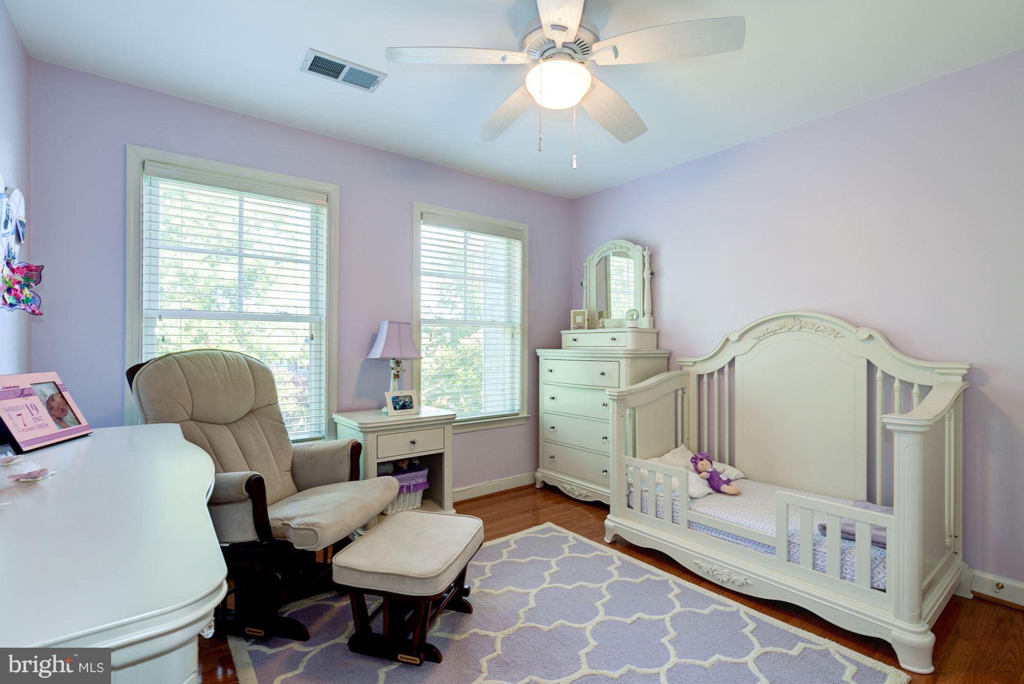 11193 Square Sail Court Reston, VA 20191 - Photo 20 of 30 Bedroom 3