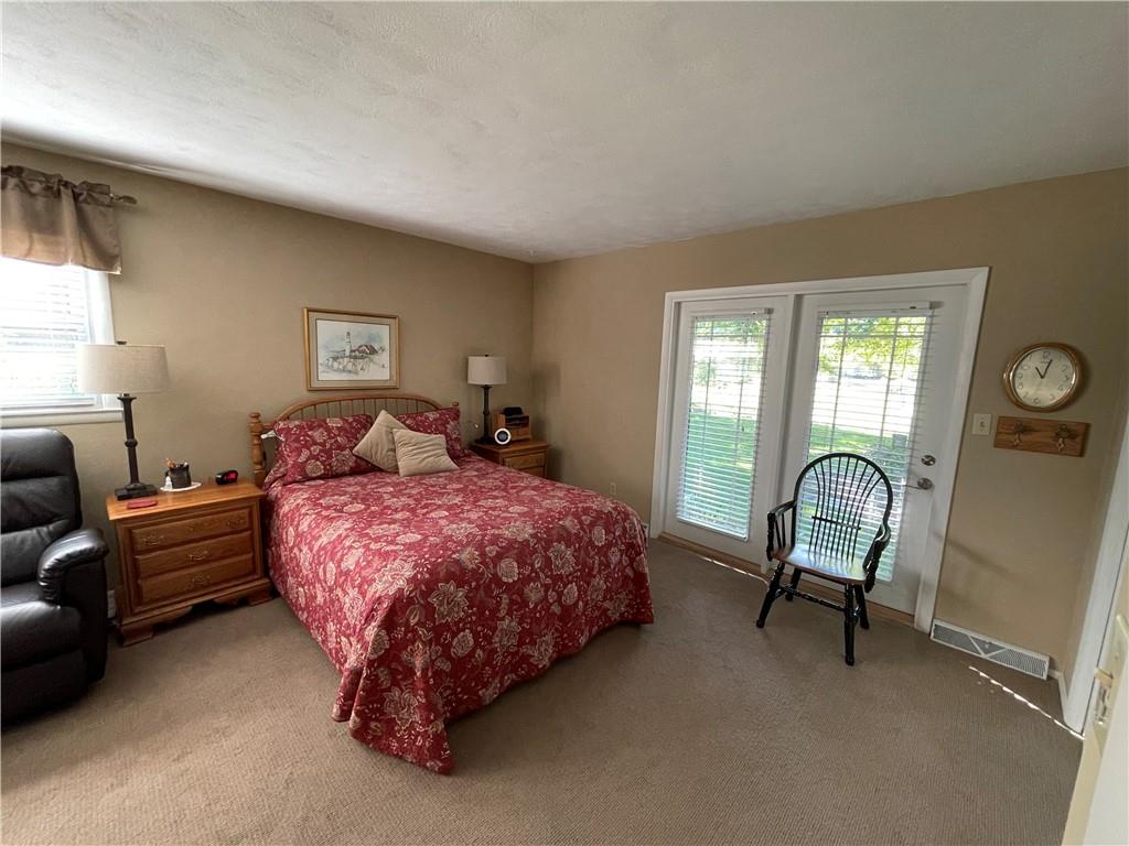 4655 North Riverside Drive Columbus, IN 47203 - Photo 22 of 39 Gallery Image 22