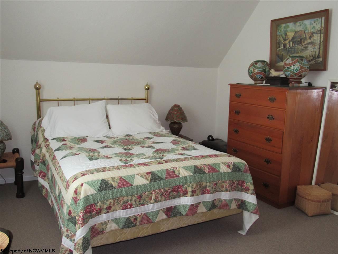 208 Eakin Road Beverly, WV 26253 - Photo 14 of 25 Gallery Image 14