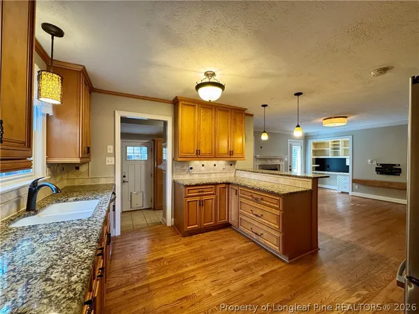 $2,350 | 2723 Huntington Road, Fayetteville, NC 28303