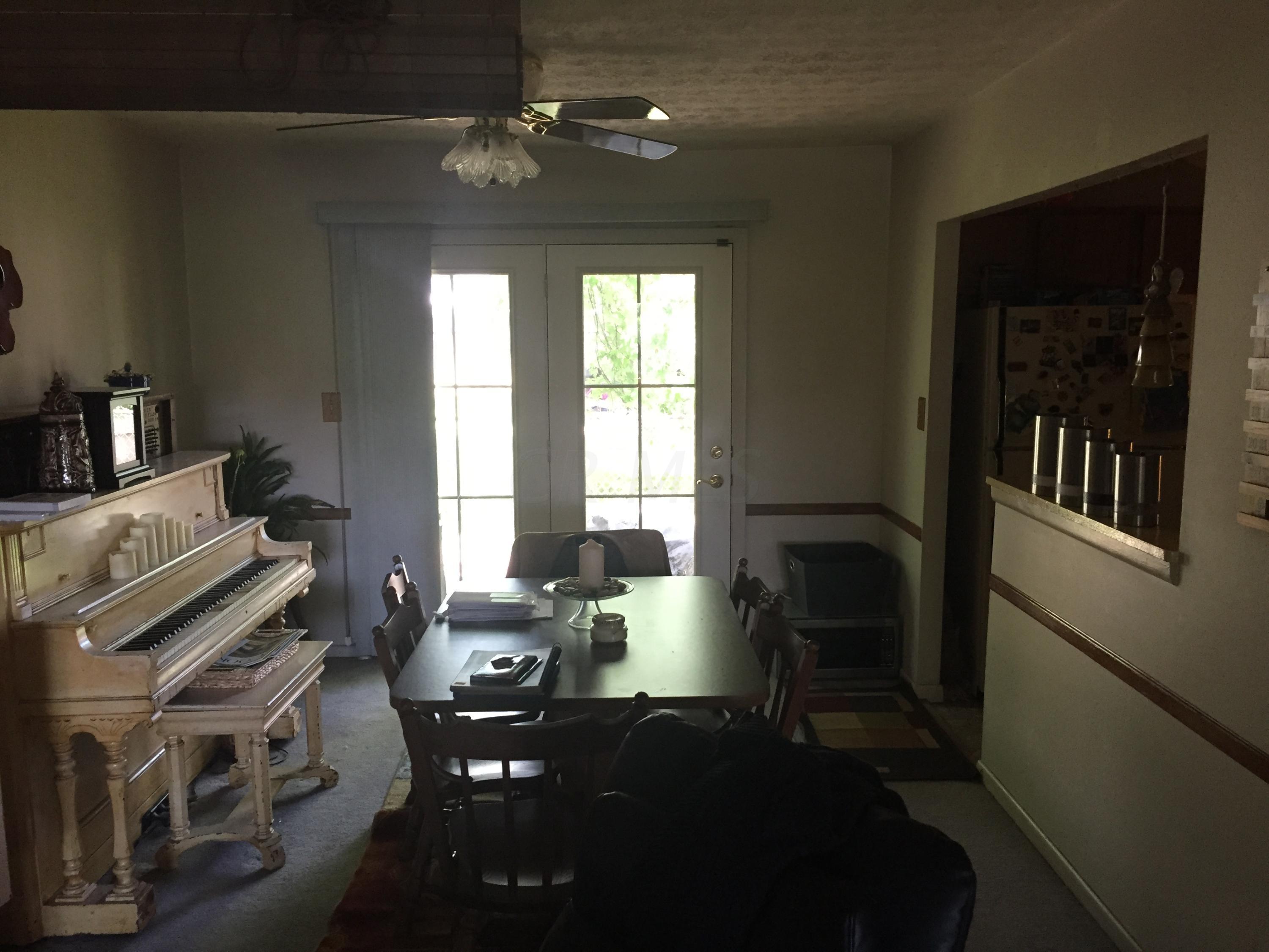 1940 Woodcrest Road Columbus, OH 43232 - Photo 8 of 17 Gallery Image 8