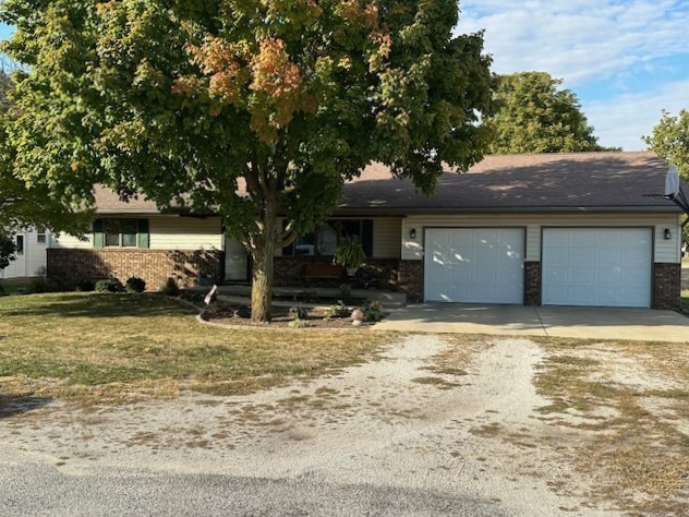 408 Church Street Royal, IL 61871 - Photo 3 of 29