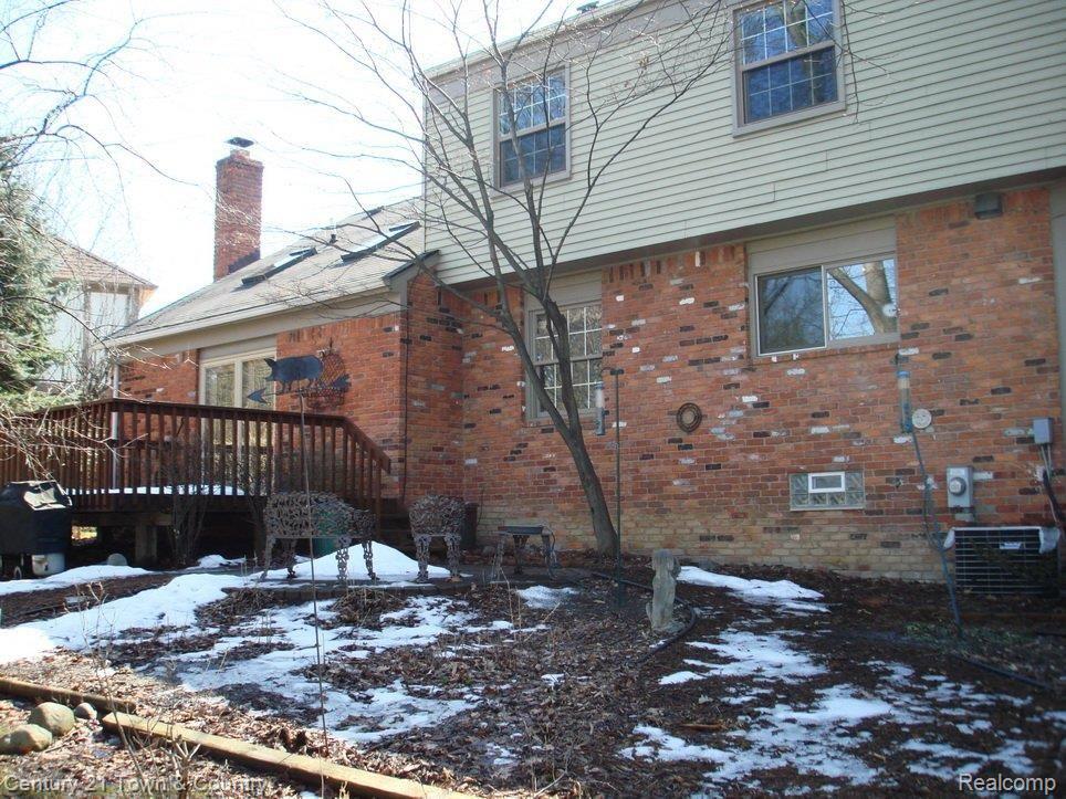 1170 Greenleaf Drive Rochester, MI 48309 - Photo 20 of 21 Back of Home