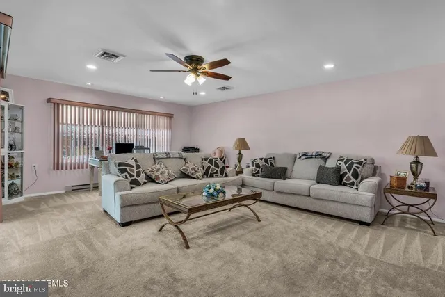 $324,999 | 912A Dumbarton Drive, Lakewood, NJ 08701