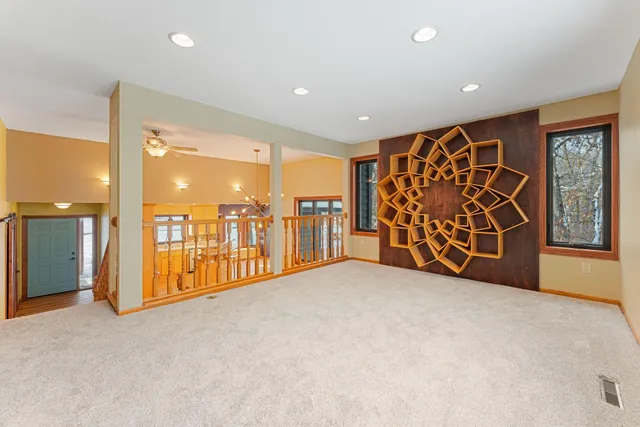 $489,000 | 6418 25th Street North, Oakdale, MN 55128