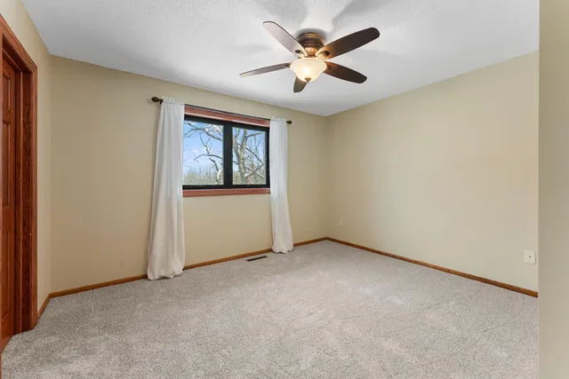 $489,000 | 6418 25th Street North, Oakdale, MN 55128