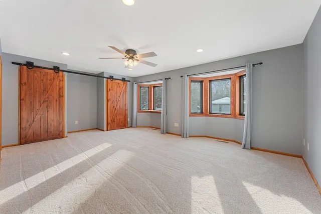 $489,000 | 6418 25th Street North, Oakdale, MN 55128