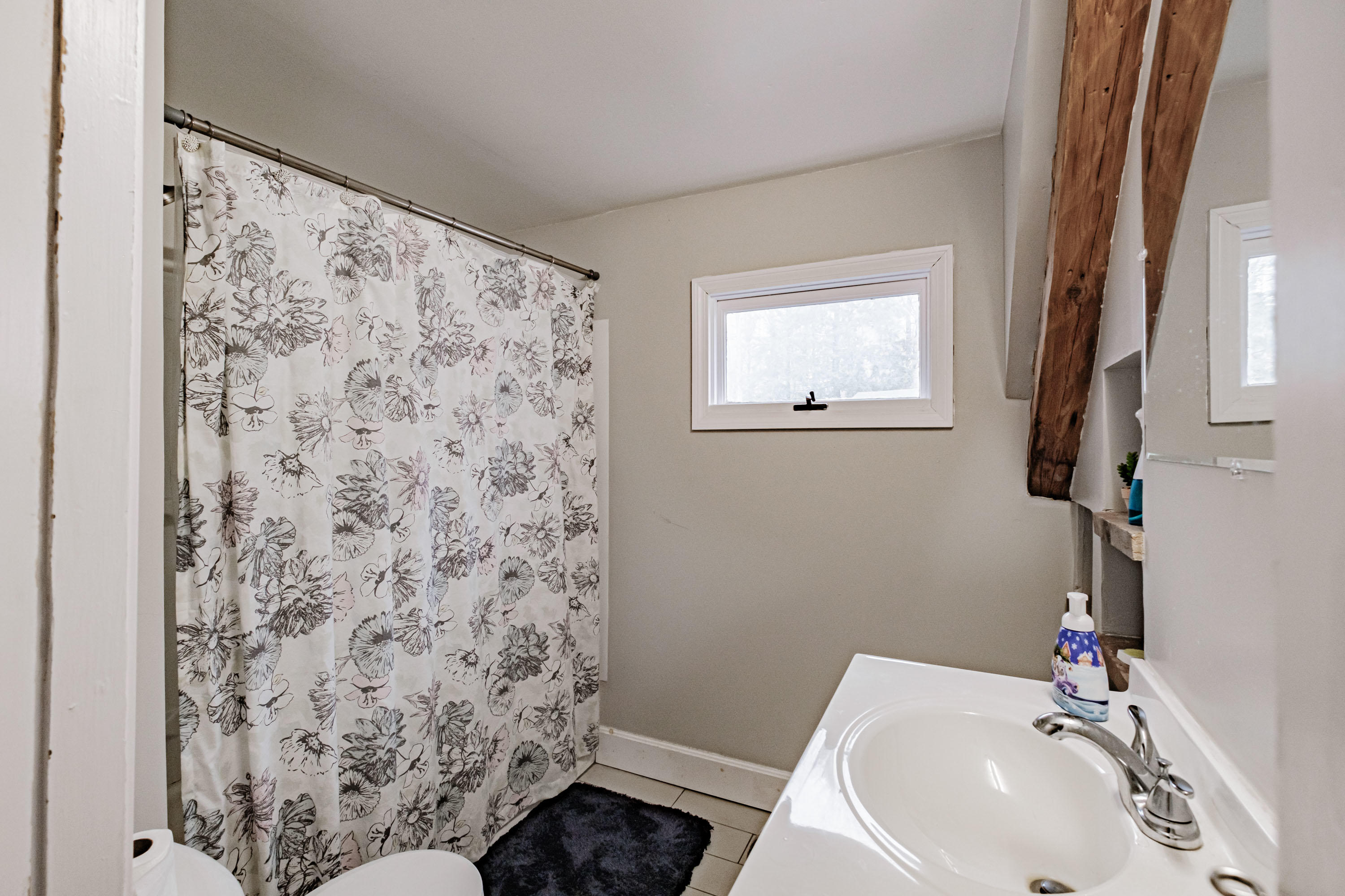 1083 Bridgton Road Westbrook, ME 04092 - Photo 24 of 43 Second Floor Bath