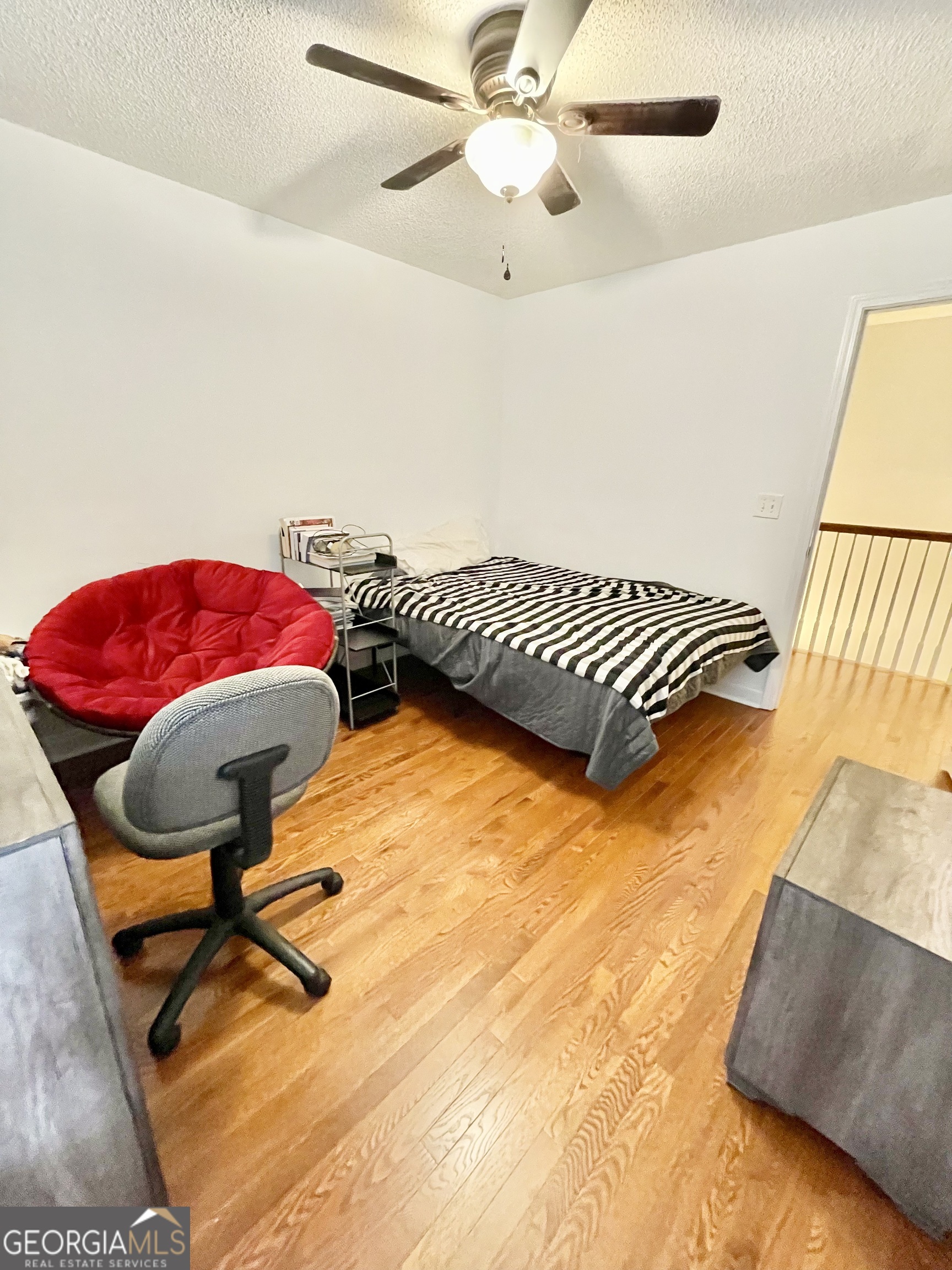 376 Providence Boulevard Macon, GA 31210 - Photo 20 of 26 a living room with a rug