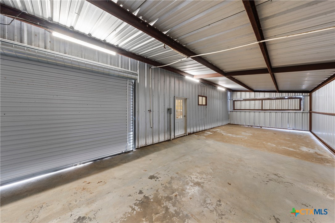 162 High Ridge Drive Bruceville, TX 76630 - Photo 28 of 35 a view of parking garage