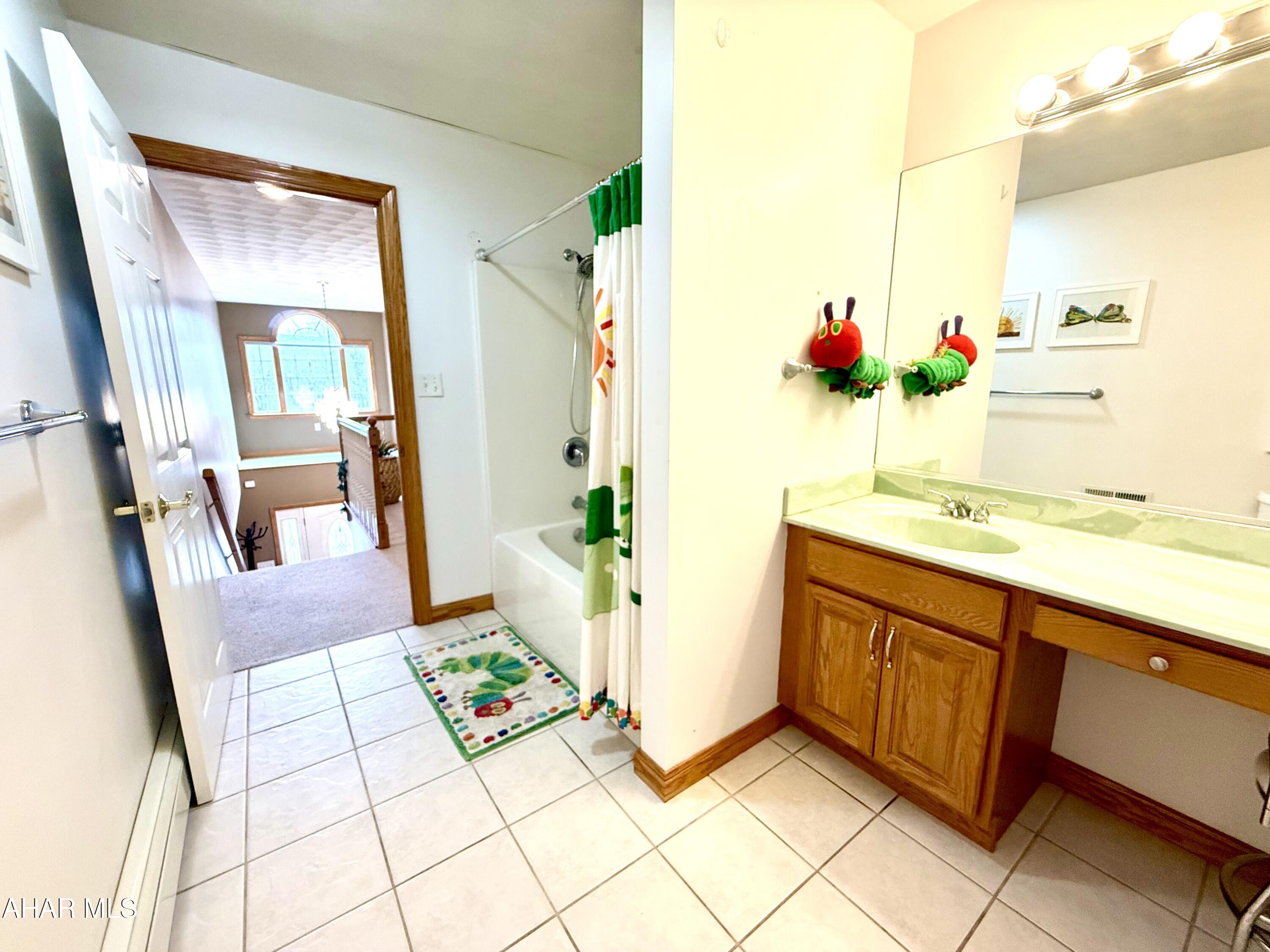 246 Castle Farms Road Altoona, PA 16601 - Photo 22 of 33