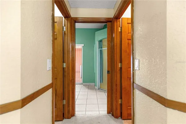 $319,000 | 1090 Northwest 67th Place, Ocala, FL 34475