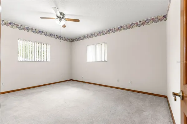 $319,000 | 1090 Northwest 67th Place, Ocala, FL 34475