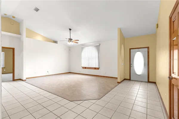 $319,000 | 1090 Northwest 67th Place, Ocala, FL 34475