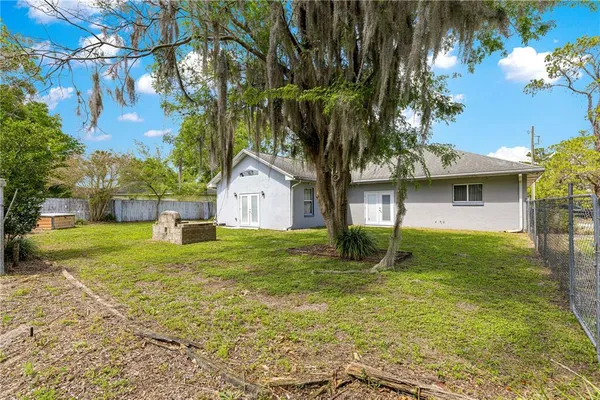 $319,000 | 1090 Northwest 67th Place, Ocala, FL 34475