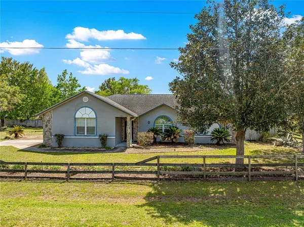 $319,000 | 1090 Northwest 67th Place, Ocala, FL 34475