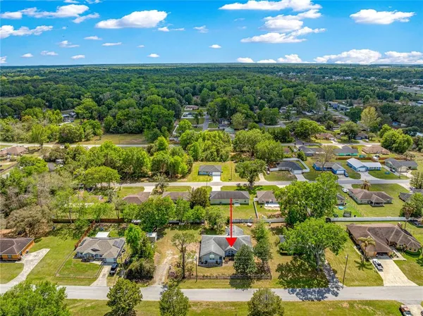 $319,000 | 1090 Northwest 67th Place, Ocala, FL 34475