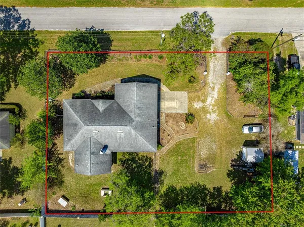 $319,000 | 1090 Northwest 67th Place, Ocala, FL 34475