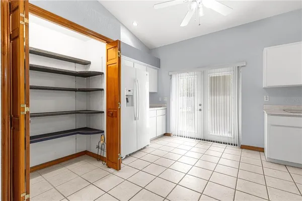 $319,000 | 1090 Northwest 67th Place, Ocala, FL 34475