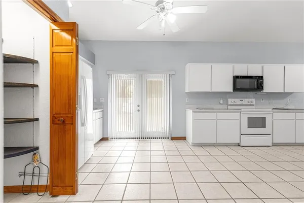 $319,000 | 1090 Northwest 67th Place, Ocala, FL 34475