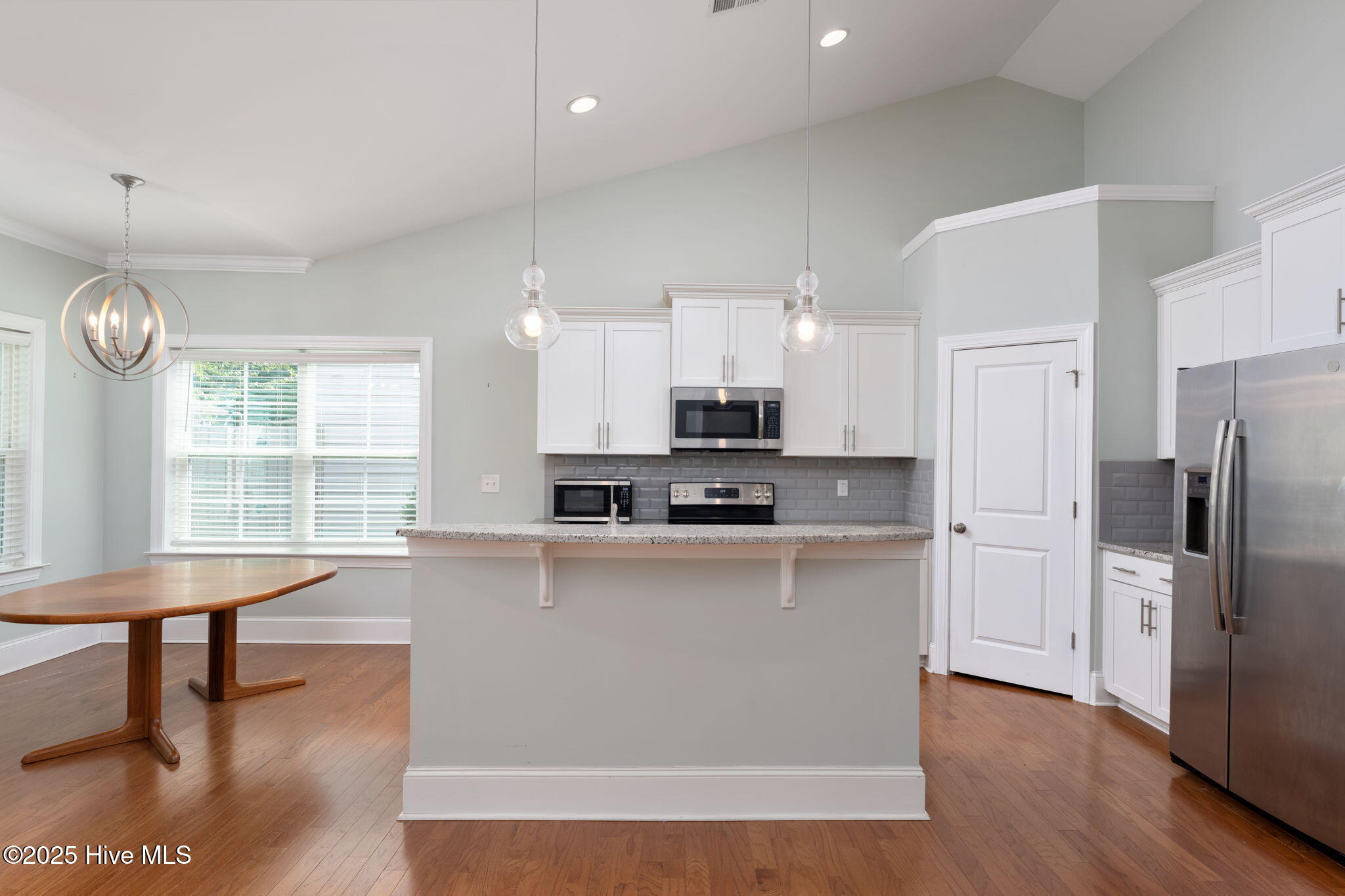 176 Collins Way Hampstead, NC 28443 - Photo 11 of 36 kitchen-01b