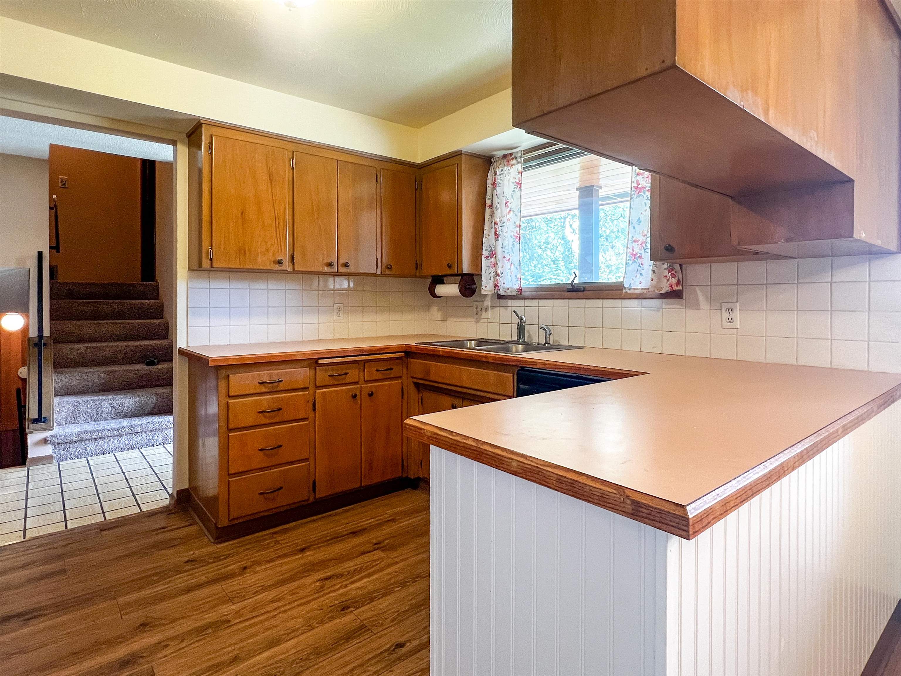 11325 North Post Street Spokane, WA 99218 - Photo 8 of 32