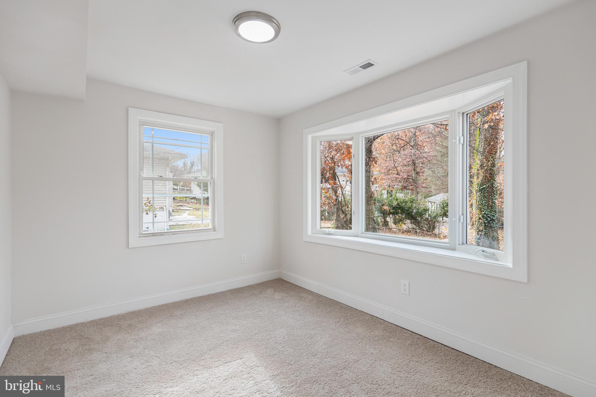 5404 Whitfield Chapel Road Lanham, MD 20706 - Photo 17 of 18 Gallery Image 17