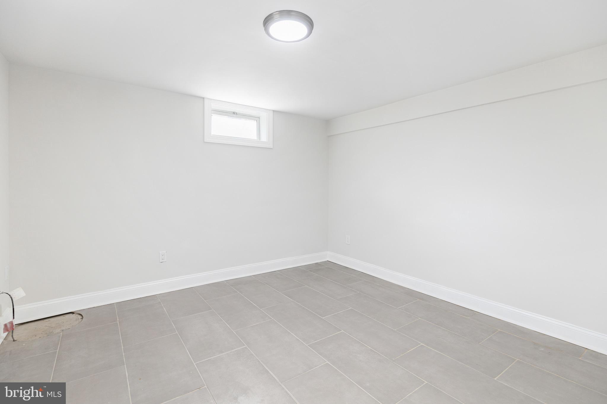 5404 Whitfield Chapel Road Lanham, MD 20706 - Photo 8 of 18 Gallery Image 8