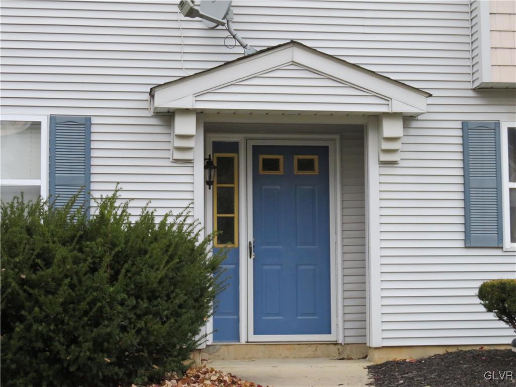 1279 Forest Road Whitehall, PA 18052 - Photo 4 of 46 Gallery Image 4
